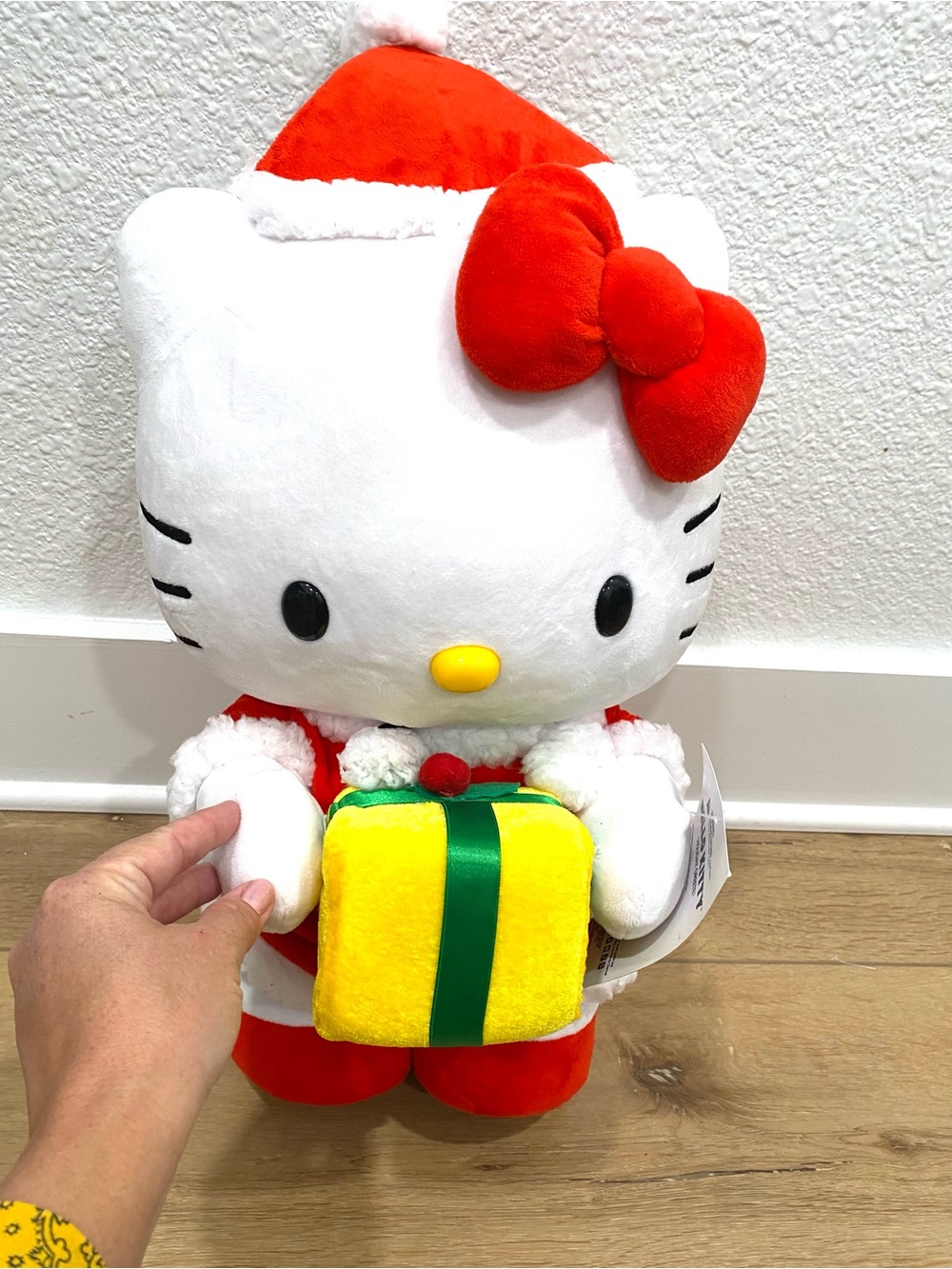 Hello Kitty Holiday Greeter Plush Christmas Santa Gift Sanrio Gemmy 2023 NWT